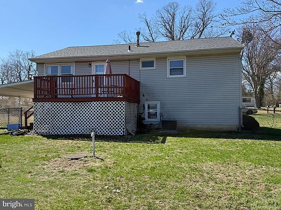 4th image of 127 Stave Mill Rd