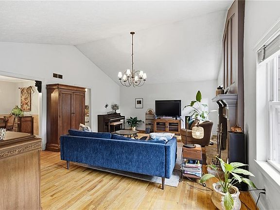 5th image of 2894 McPherson Rd NE