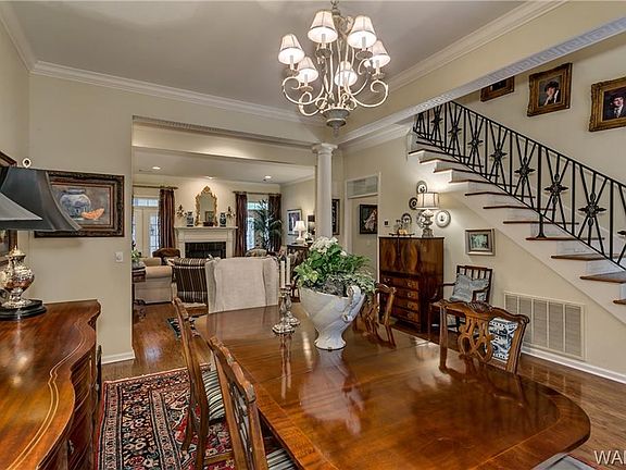 4th image of 1725 Williamsburg Ln