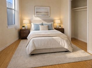 31-22 43rd St #2F, Astoria, NY 11103