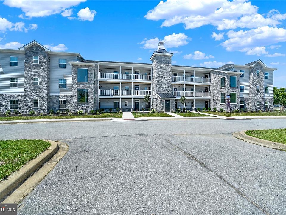 1st image of 201 Colonial Downs Ct Unit 2105