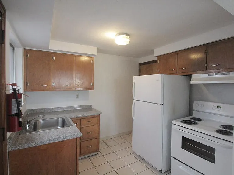 408 South Ave #A — Photo 2