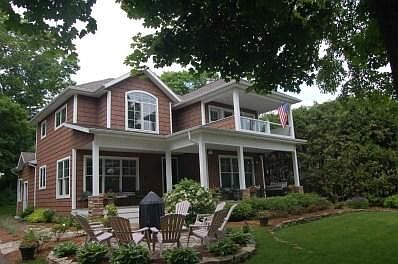 1st image of 203 Ferry Ave