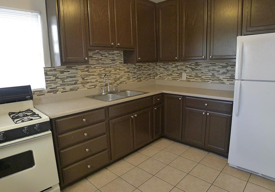 1st image of 1039 26th St #1039