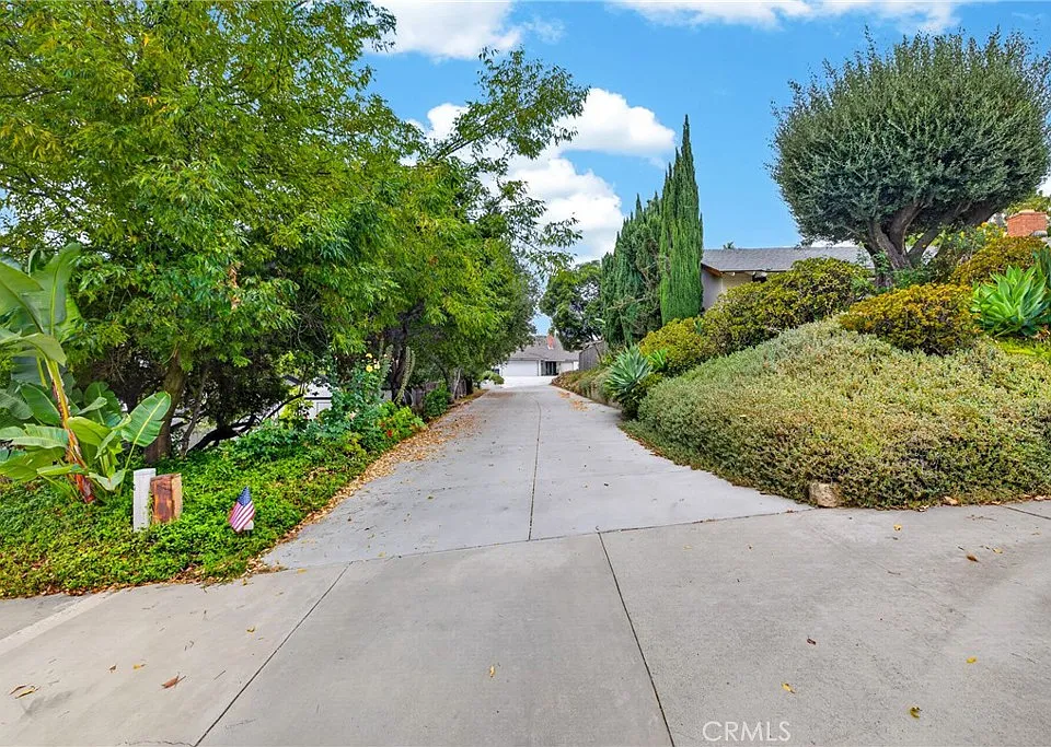 23547 Decorah Rd