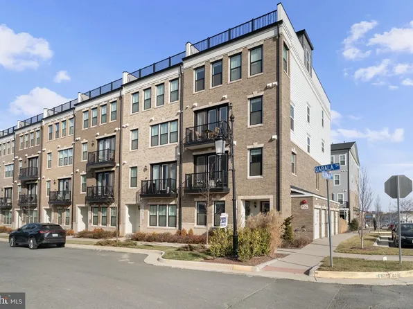 42662 Darala Dr, Ashburn, VA 20147