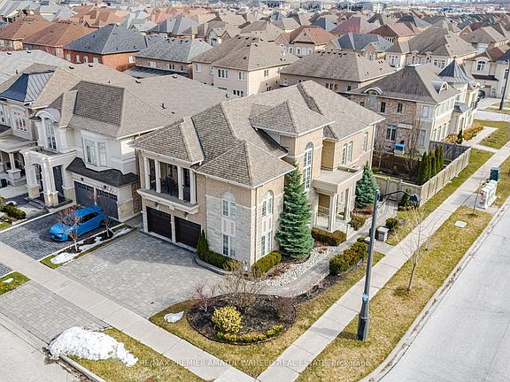 3rd image of 1 Ostrovsky Rd