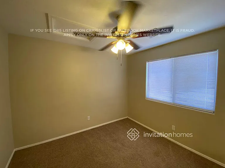 764 W La Pryor Ln — Photo 13