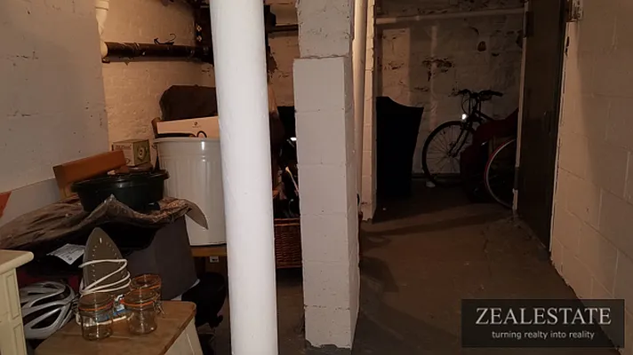Rented by ZealEstate Group Inc | media 41