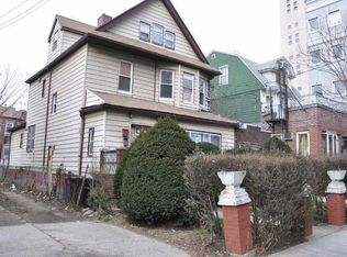 1620 E 13th St, Brooklyn, NY 11229
