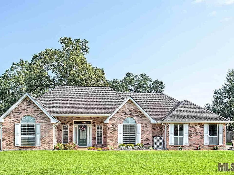 1st image of 39430 Woodrun Cir