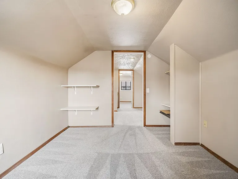 5703 N Regal St — Photo 40