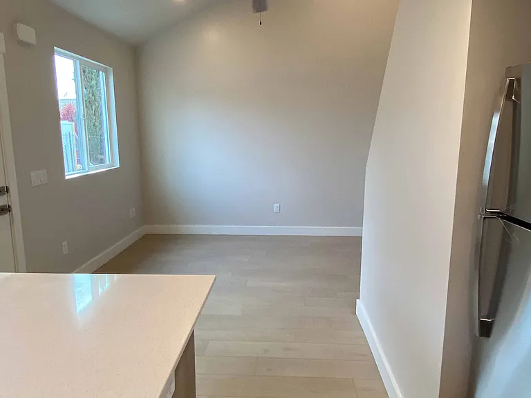 1859 E 800 N — Photo 12