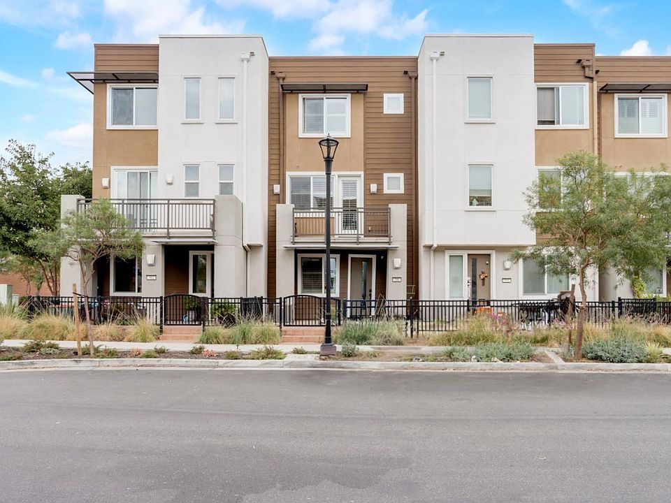 1st image of 706 Avenue One