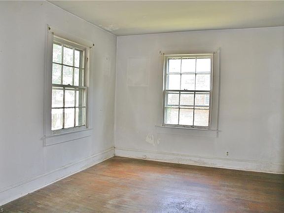2nd image of 3600 Greensboro St