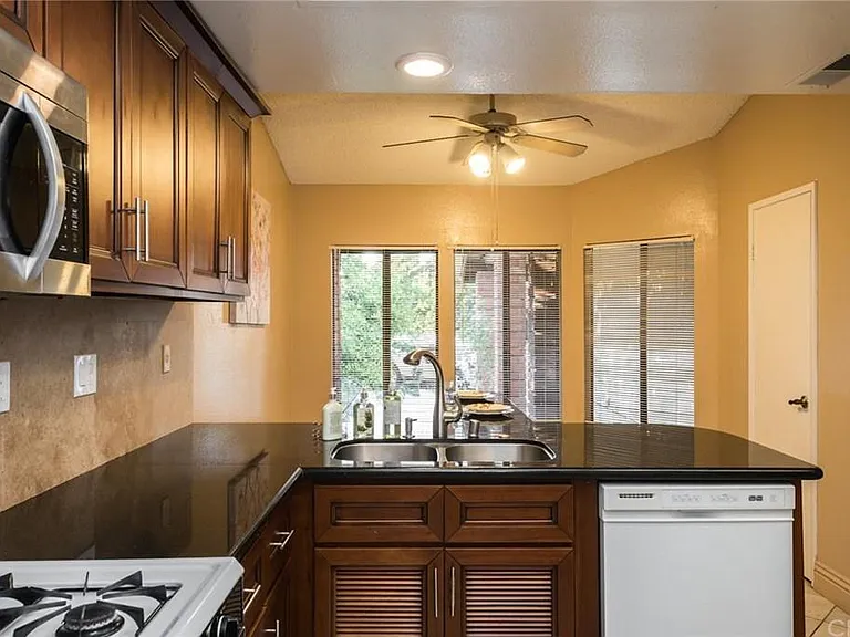 13 Lindberg — Photo 8