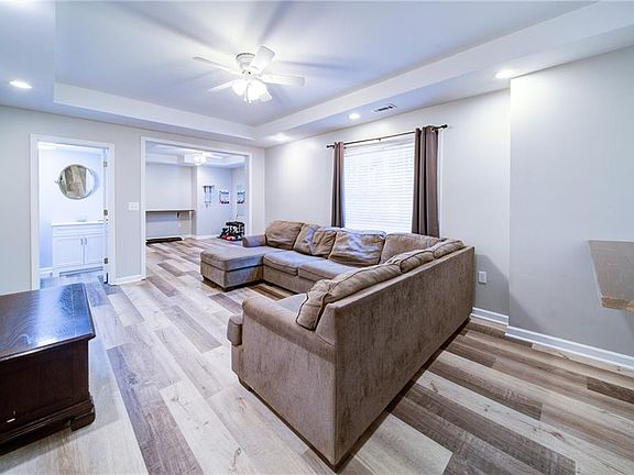 4th image of 5715 Kennemore Dr