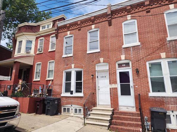 1313 Lancaster Ave