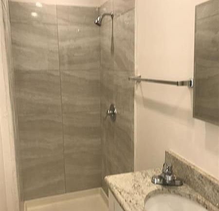 5th image of 817 7th St #3