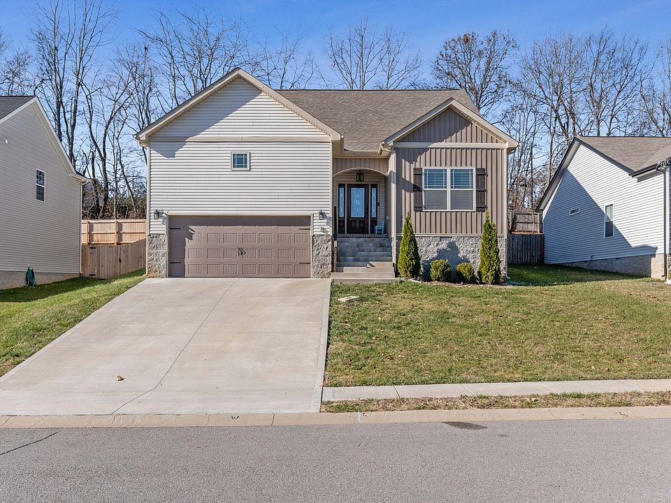 1st image of 480 Woodtrace Dr
