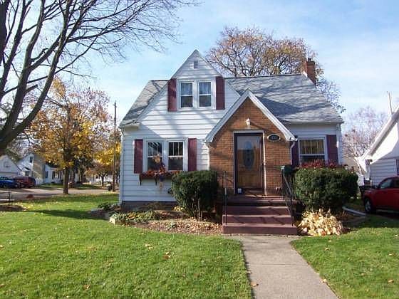 1st image of 1001 N Verlinden Ave