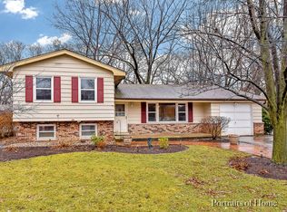 22W423 Ironwood Dr, Glen Ellyn, IL