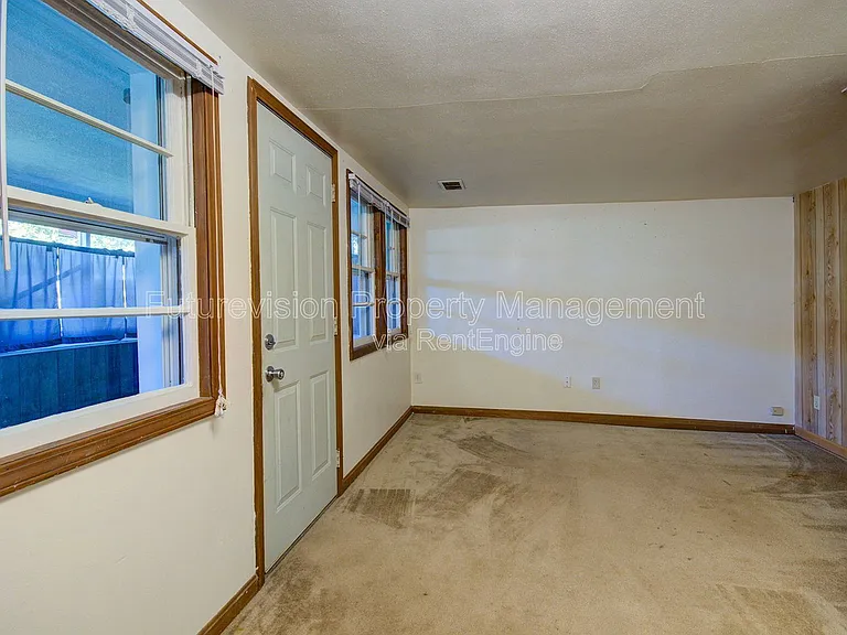 1704 Belleview Ave — Photo 22