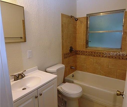 5th image of 6000 Knollwood Dr
