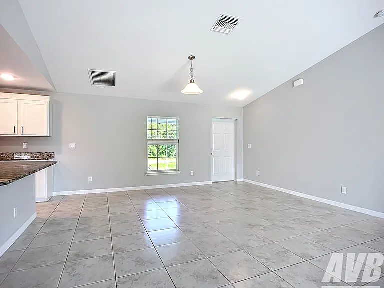 5248 Bond Rd — Photo 15