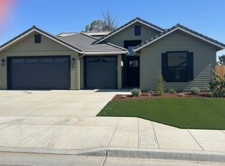 952 Hidden Rdg, Tulare, CA 93274