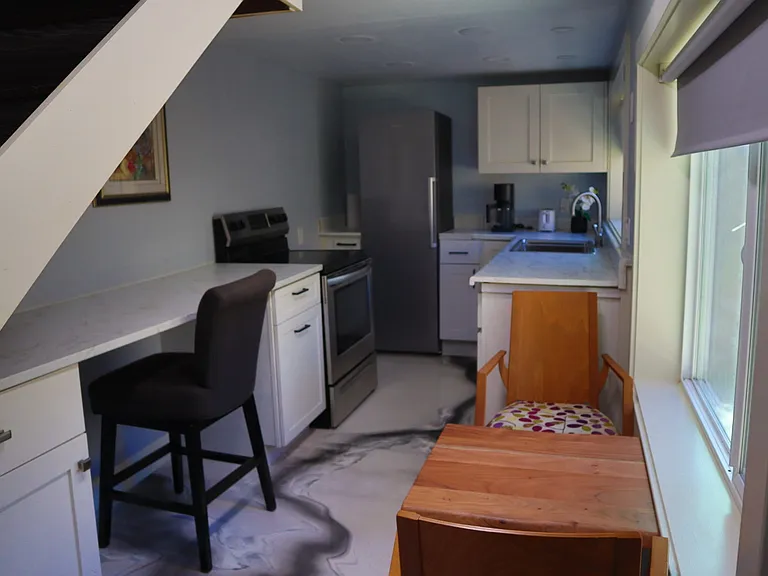 Taylor Rd — Photo 18