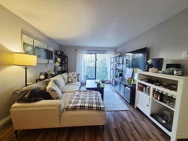 6931 Cooney Rd — Photo 1