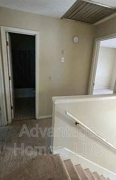 10832 Haskins St — Photo 7