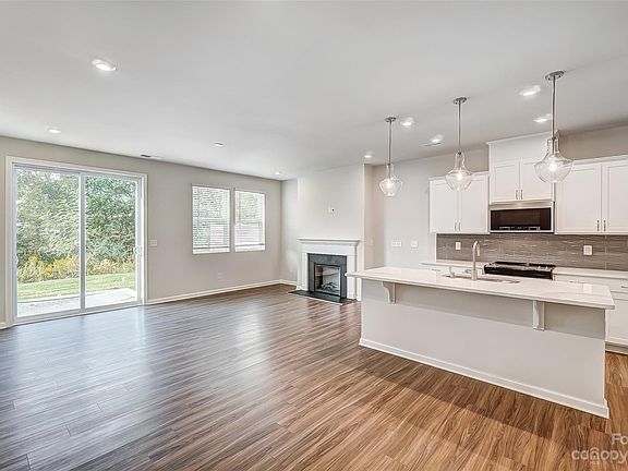 2nd image of 4503 Iron Oak Ln