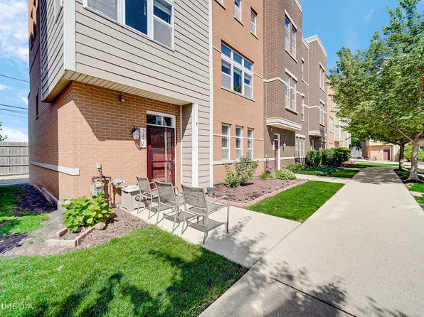 5252 W Hanson Ave, Chicago, IL 60639