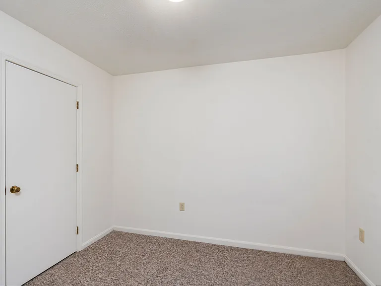 418 Straith St #C — Photo 3