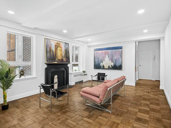 45 West 54th Street 12B image 2 of 13