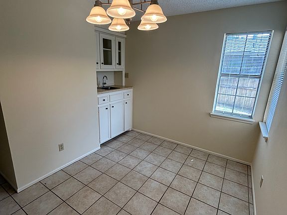 Dining room with bar area