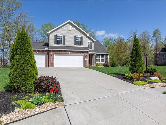 3rd image of 1640 Jennifer Ln