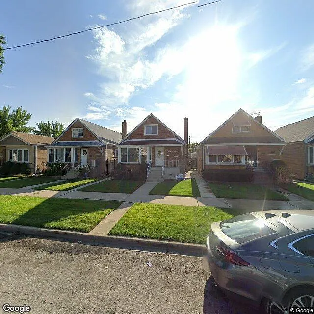 4911 S Leamington Ave photo 1