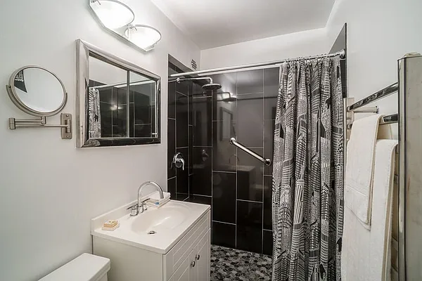 Sold by Stribling | media 5