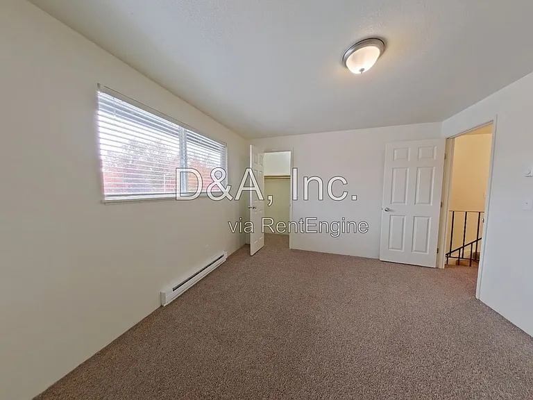 110 NE Conifer Blvd #11 — Photo 6