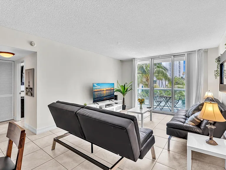 3901 S Ocean Dr #3J — Photo 8