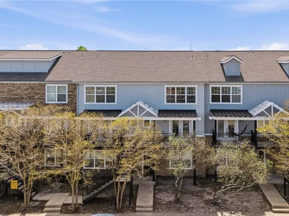 1725 Harvey Mitchell Pkwy S APT 626, College Station, TX 77840