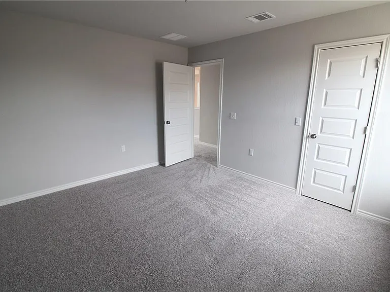 1320 Ambler Dr — Photo 14