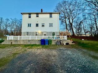 141 E High St, East Hampton, CT 06424