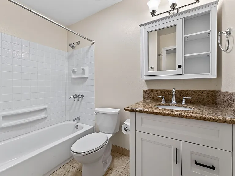7966 Camino Kiosco — Photo 21