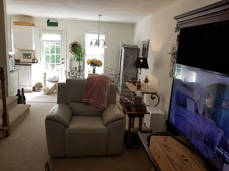 370 W Capewood Ave — Photo 7