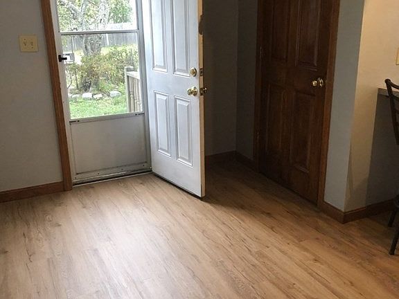 5th image of 86R Brackett St #1
