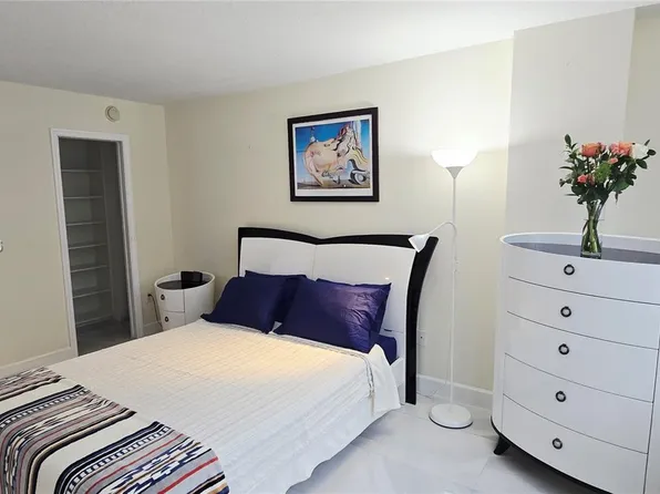 6917 Collins Ave, Miami Beach, FL